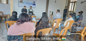 कंप्यूटर हार्डवेयर असिस्टेंट पर प्रशिक्षण शुरू