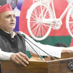 बटुकों का अपमान करने वालों को सजा क्यों नहीं : अखिलेश यादव