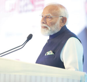 भारत का अपना विकास मॉडल : PM मोदी