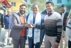 एनएचआईडीसीएल बेसिक लाइफ सपोर्ट एंबुलेंस किया दान