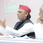 ‘300 यूनिट मुफ्त बिजली, महिलाओं को सालाना ₹40 हजार’, अखिलेश का चुनावी दांव