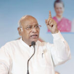 खड़गे के बयान से सियासत गरम, चुनाव आयोग ने थमाया नोटिस