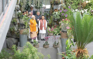 ‘स्वर्ण जयंती मैत्रेय मंजरी’ का प्रधानमंत्री ने किया दौरा