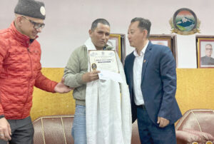 दिल कुमार दहाल को मिला ‘श्रम सेवा सम्मान’