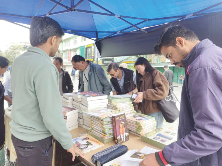 आईपीआरडी की अनूठी पहल : सजी सिक्किम की विकास गाथा, हजारों पुस्तकों का वितरण
