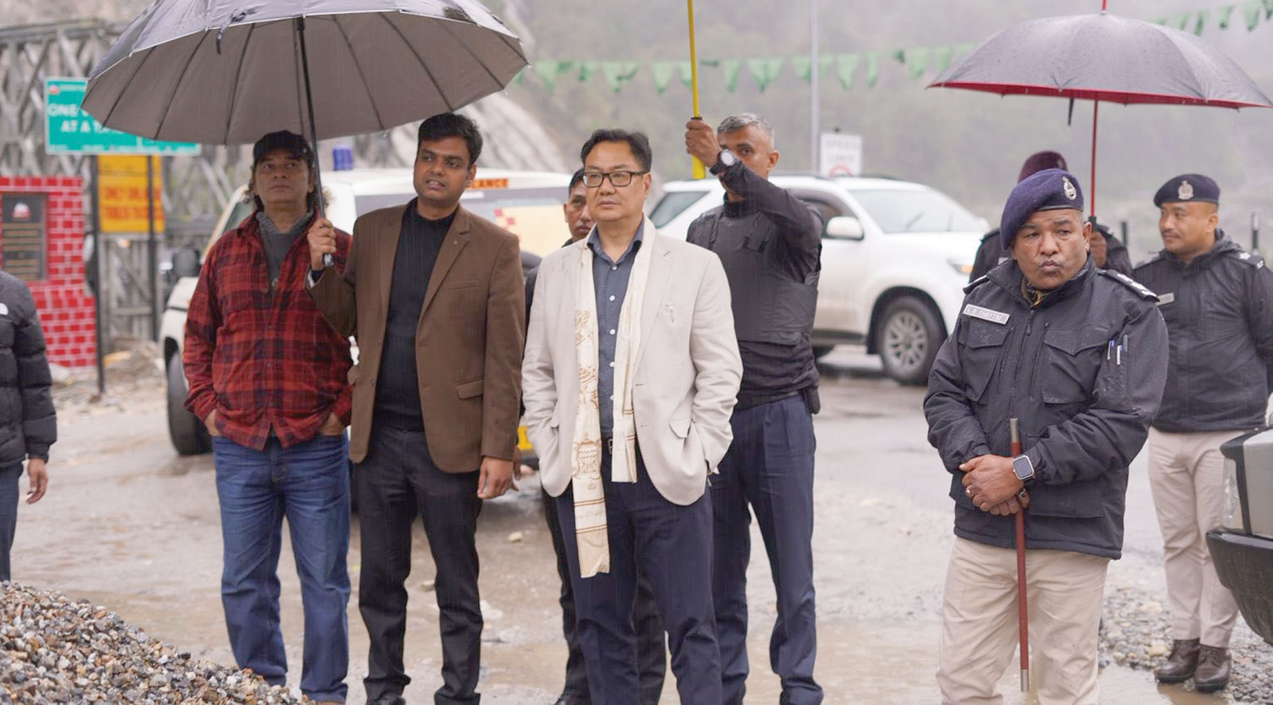 केंद्रीय मंत्री किरेन रिजिजू दो दिवसीय दौरे पर सिक्किम पहुंचे