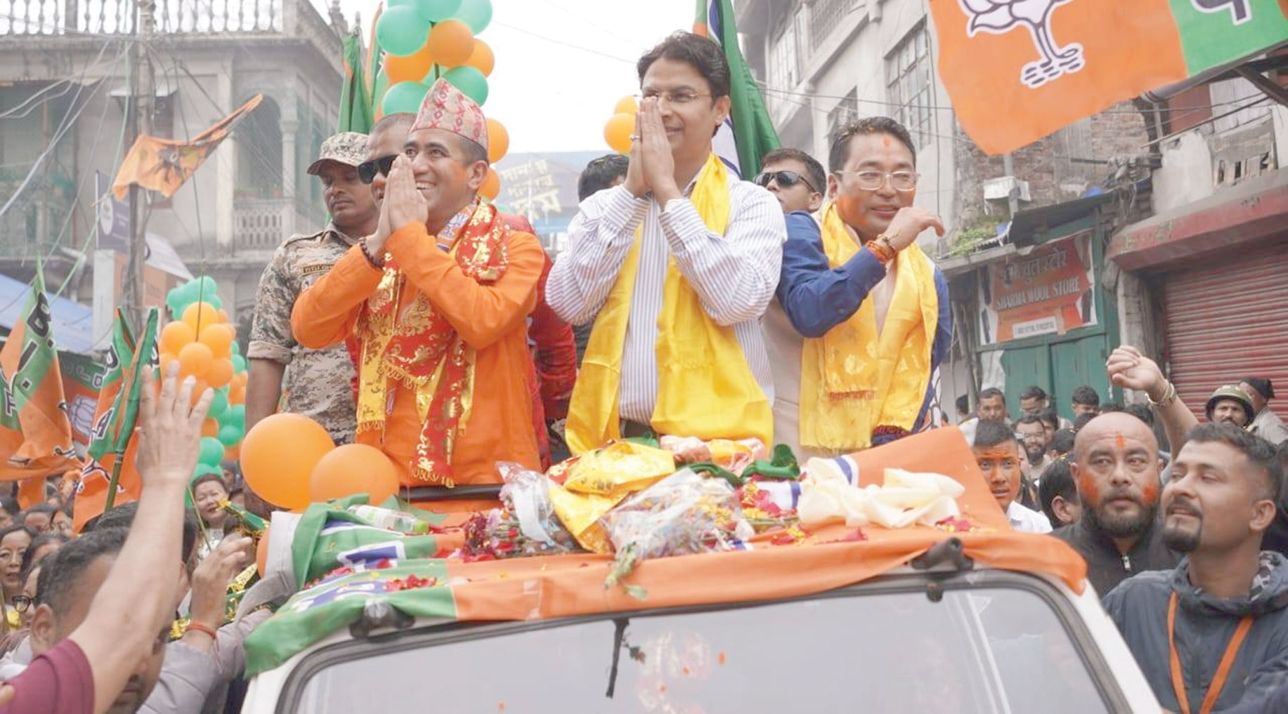 ‘परिवर्तन संकल्प सिद्धि उत्सव’ में शामिल हुए सांसद राजू बिष्ट