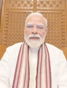 छात्रों के भविष्य से खिलवाड़ करने वालों पर होगी कड़ी कार्रवाई : पीएम मोदी