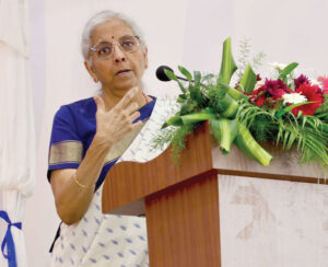 सरकार चर्चा भी चाहती है, समाधान भी : निर्मला सीतारमण