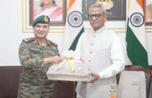 राज्यपाल से जीओसी ने की मुलाकात